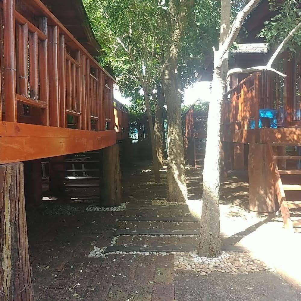 Hotel Wood House Pattaya Esterno foto