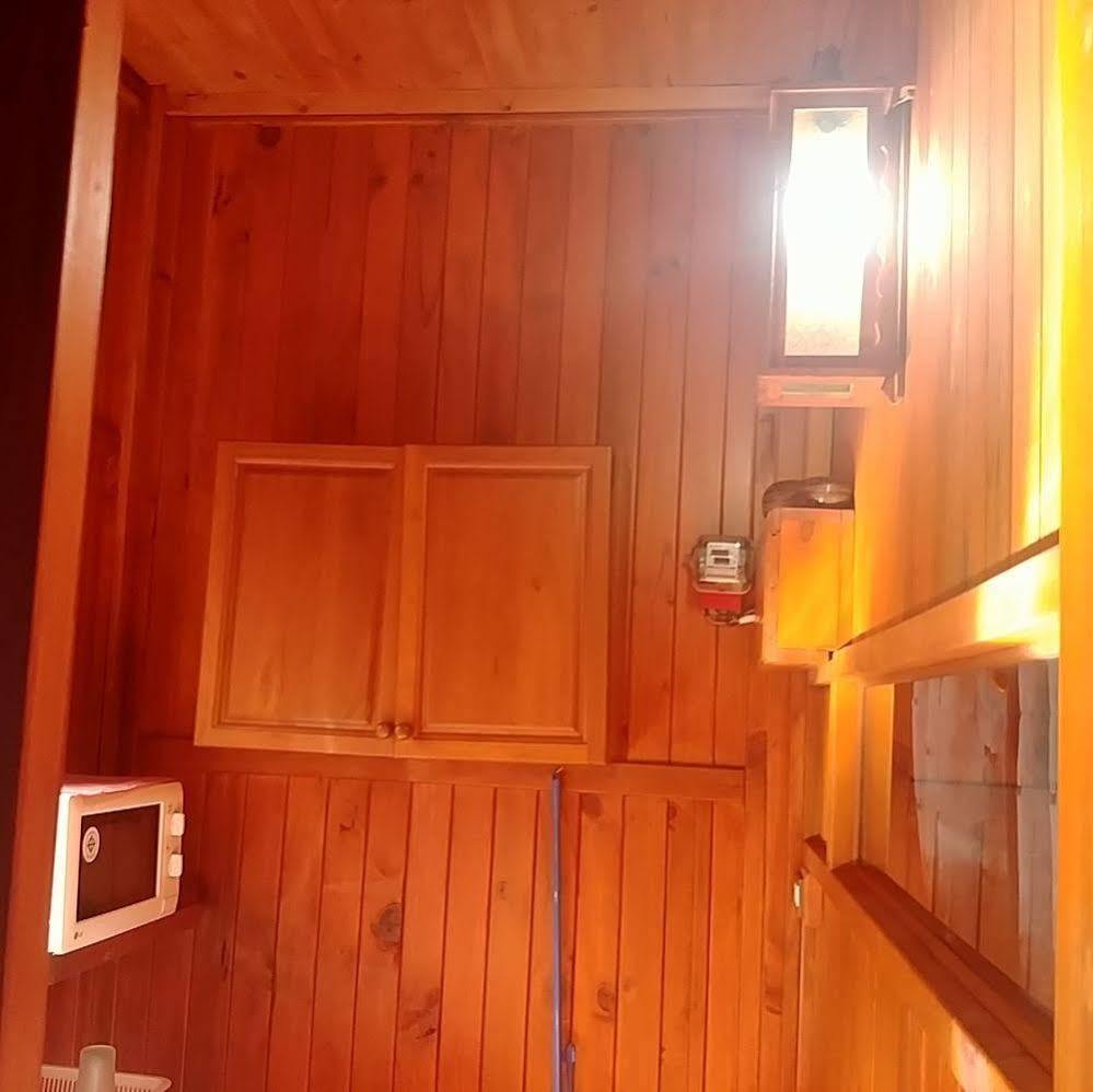Hotel Wood House Pattaya Esterno foto
