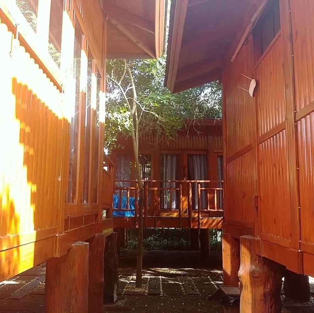 Hotel Wood House Pattaya Esterno foto
